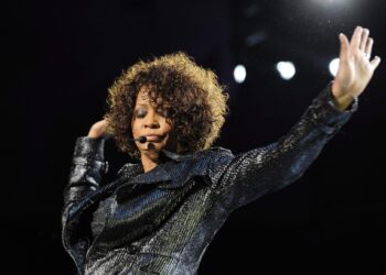 Warner Bros prepara una nueva versión de ‘The Bodyguard’