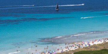 Un estudio detecta que las olas de calor marinas se han triplicado desde 1940