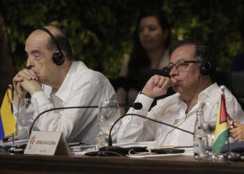 Petro tacha de «víbora» al excanciller Leyva por carta sobre su supuesta adicción a drogas
