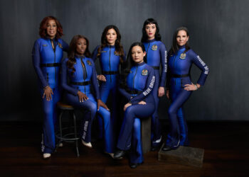 Blue Origin completa un histórico viaje de turismo espacial tripulado solo por mujeres