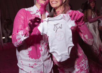Lele Pons y Guaynaa revelan el sexo de su primer hijo