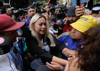 Las hermanas y la exesposa de Maradona declararán este jueves en el juicio por su muerte