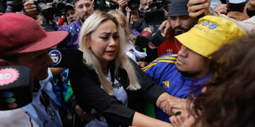 Las hermanas y la exesposa de Maradona declararán este jueves en el juicio por su muerte