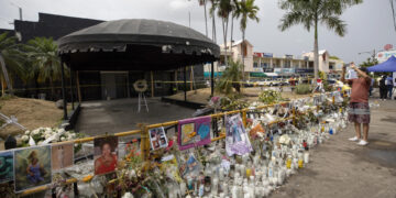 Un nuevo fallecido eleva a 232 los muertos por derrumbe en una discoteca de Santo Domingo