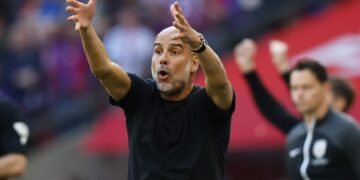 Guardiola avisa: «Quiero una plantilla más pequeña o me iré»