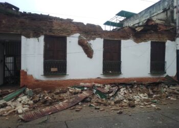 Se desploma casa colonial en el centro de Boconó 