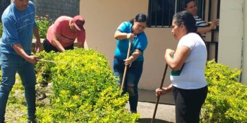 Comunidad realiza mantenimiento de consultorio popular en Boconó 