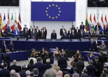 La UE conmemora con un «nunca más» y tres veteranos los 80 años del fin de la II Guerra Mundial