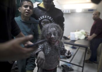 El jefe de los DD.HH. de la ONU: Israel viola en Gaza los principios fundamentales de la humanidad