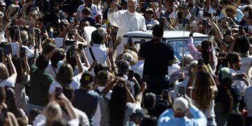 León XIV visita la villa pontificia de Castel Gandolfo