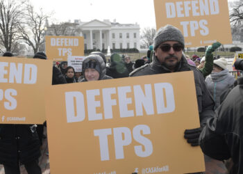 El Supremo permite al Gobierno Trump retirar el TPS a 532.000 migrantes