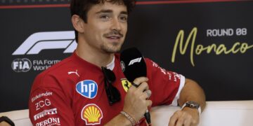 Leclerc por delante de Verstappen en el primer libre de Mónaco