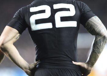 Muere un joven en N.Zelanda tras participar en un desafío de moda inspirado en el rugby
