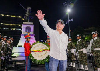Petro anuncia diálogos con bandas criminales urbanas de Barranquilla para frenar violencia