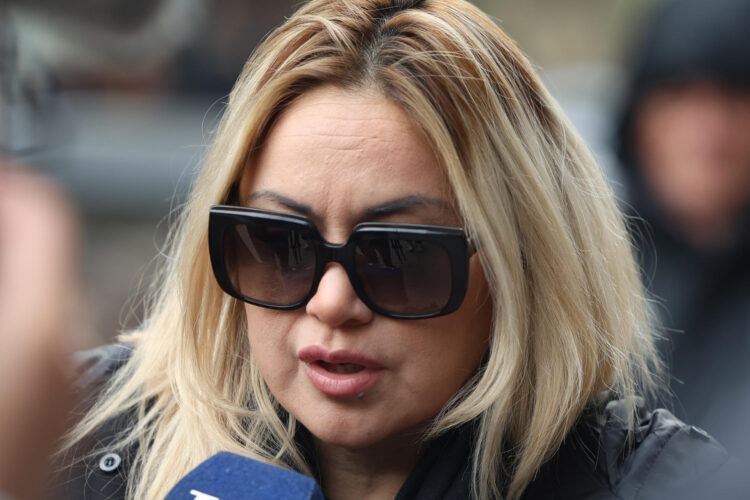 La expareja de Diego Armando Maradona, Verónica Ojeda, habla con la prensa este 29 demayo de 2025, en Buenos Aires (Argentina). EFE/ Juan Ignacio Roncoroni