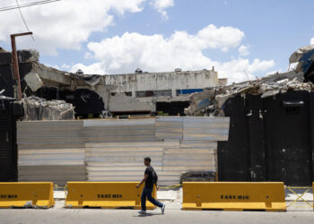 Se multiplican las voces que piden justicia por la tragedia en discoteca de Santo Domingo