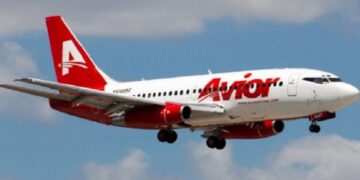 Suspensión de vuelos con Colombia afecta a unos cuatro mil pasajeros semanales