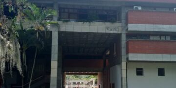 Mérida | Estudiante de la ULA denuncia agresión de funcionarios armados en la Facultad de Ciencias Jurídicas y Políticas