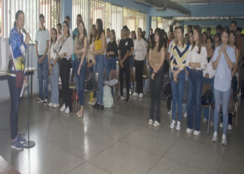 NURR suma 200 nuevos estudiantes a carreras semestrales