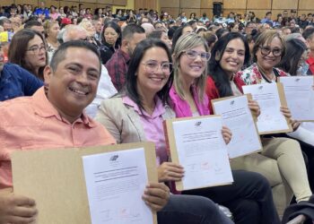 Legisladores merideños se comprometen a construir el Estado comunal