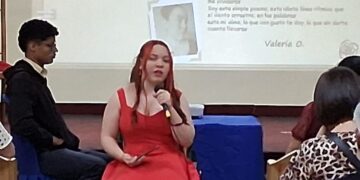 Valeria Ospina brilla en el Día del Libro con su poesía