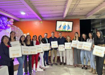 Estudiantes de odontología en Boconó revelan logo de la primera promoción