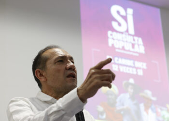 Baja asistencia y bloqueos de transporte marcan segundo día de «paro nacional» en Colombia