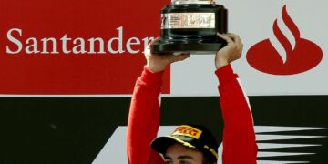 Alonso: Nunca puedes descartar a Verstappen, aunque McLaren seguramente sea más favorito