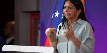 Ejecutivo Nacional dice que campos petroleros siguen operativos pese al fin de licencia de Chevron