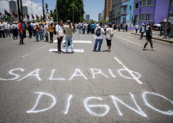 Trabajadores en Caracas protestan contra lo que consideran sueldos de «hambre y miseria»