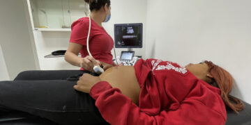 EE.UU. endurece medidas contra el “turismo de parto” en la frontera con México