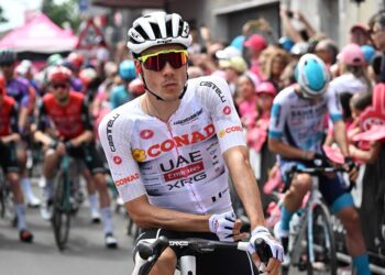 Juan Ayuso abandona el Giro de Italia