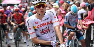 Juan Ayuso abandona el Giro de Italia