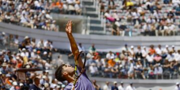 Alcaraz rompe su maleficio en Roma