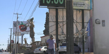 Impuestos a las remesas en EE.UU., otra posible arma contra la inmigración y Latinoamérica