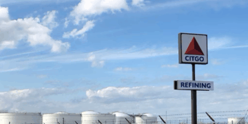 Congresista María Elvira Salazar exige a la administración Trump detener la venta forzada de CITGO