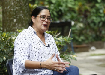 La detención de una activista salvadoreña genera una ola de llamados por su libertad