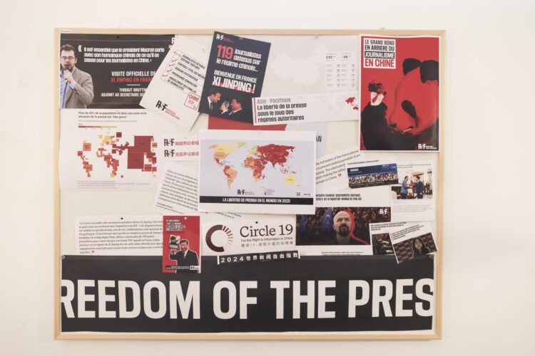 Paris (France), 02/05/2025.- A world map showing the state of press freedom in 2025 is displayed at the headquarters of the NGO Reporters Without Borders during the presentation of its 2025 World Press Freedom Index in Paris, France, 29 April 2025 (issued 02 May 2025). (Francia) EFE/EPA/TERESA SUAREZ