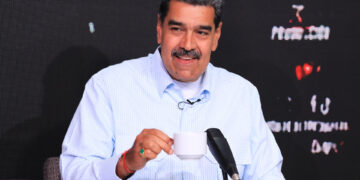 Maduro dice que en Colombia «nadie contesta» llamadas para abordar la violencia fronteriza