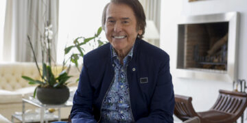 La Academia Latina de la Grabación nombra a Raphael ‘Persona del Año 2025’