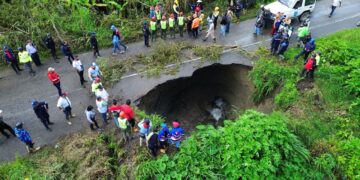 Trujillo | Falla de borde camino a Niquitao alerta a las autoridades 
