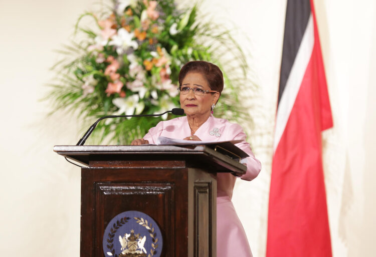 Fotografía de archivo de la primera ministra de Trinidad y Tobago, Kamla Persad Bissessar. EFE/Andrea De Silva