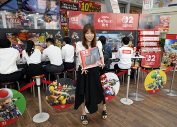 La consola Nintendo Switch 2 llega al mercado en medio de una alta demanda