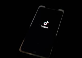 Rutinas de cuidado de la piel de las adolescentes en TikTok son perjudiciales