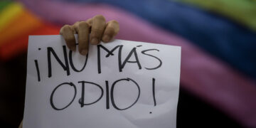 Opositores venezolanos creen necesaria aprobación de leyes para proteger comunidad LGBTI