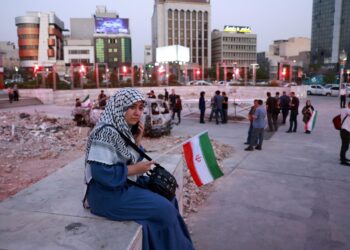 Irán confirma el alto el fuego y lo considera una derrota de Israel
