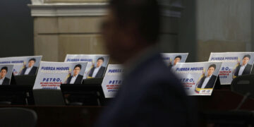 La violencia toca la campaña en Colombia: claves del ataque al senador Miguel Uribe Turbay