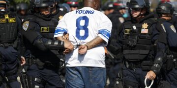 Anuncian múltiples arrestos y acusaciones por actos vandálicos en Los Ángeles