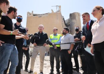 Una semana de guerra en Irán e Israel deja miedo y evacuaciones, pero la tensión no baja