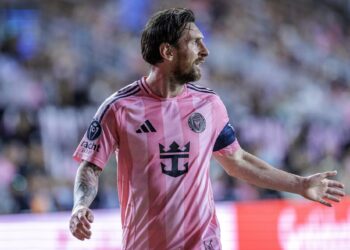 Messi descorcha el Mundial de Clubes
